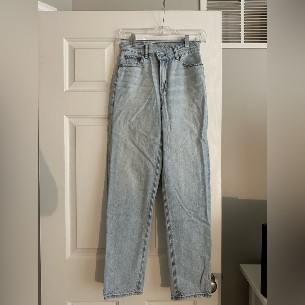 American Eagle Crossover Jean